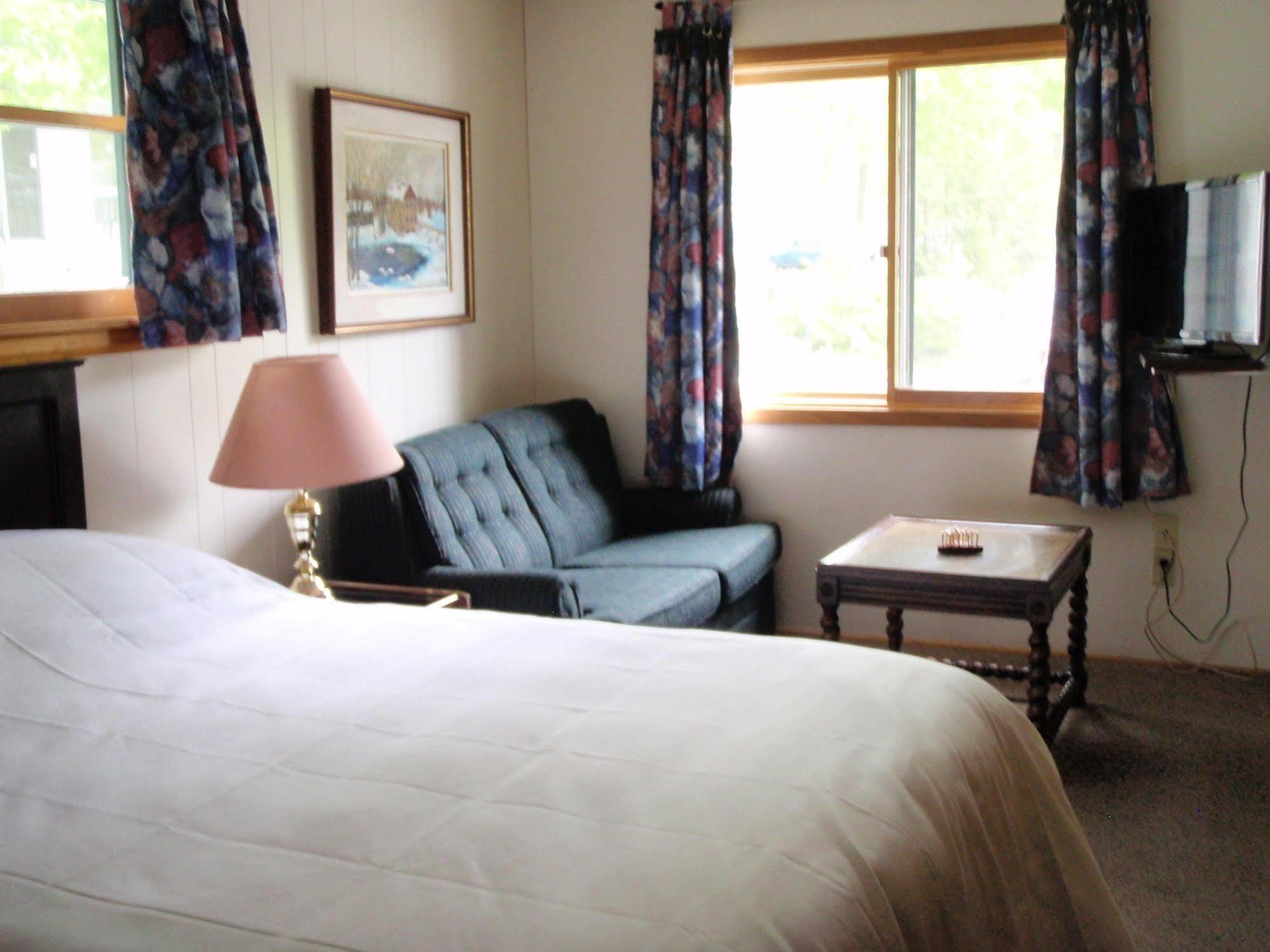 Beachwood Resort Deer Bay Exterior foto